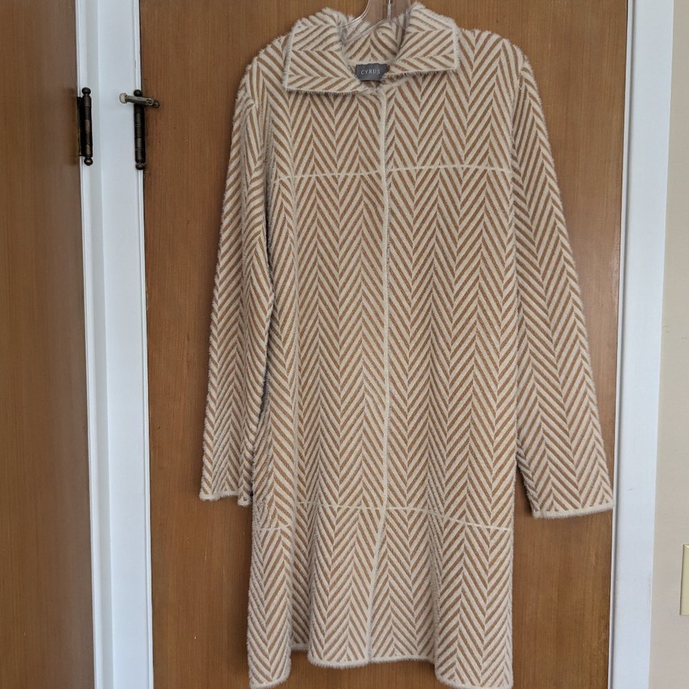 Cyrus camel and ivory coat, L, never worn